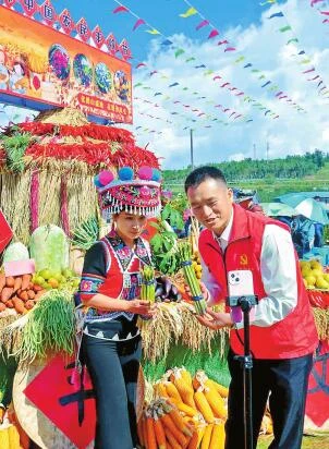五谷丰登迎国庆