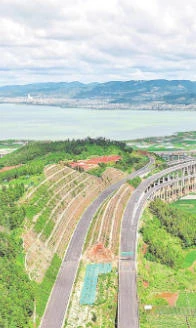 弥玉高速公路全线通车运营